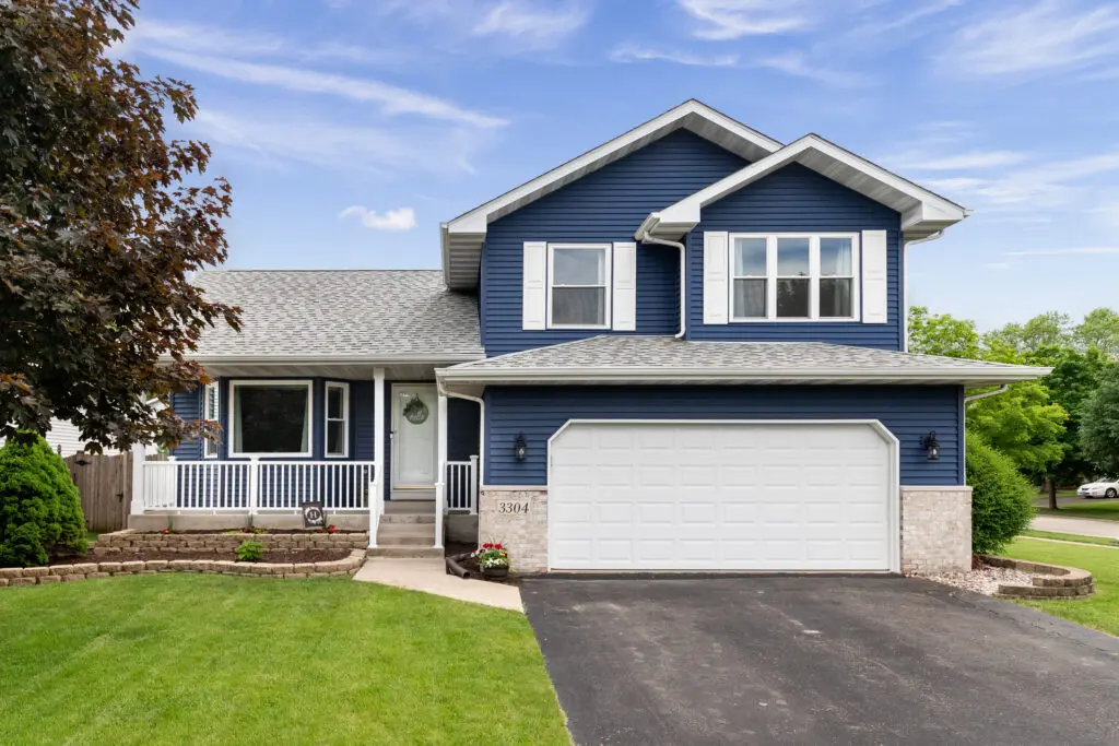 Best roof color choice for gray house